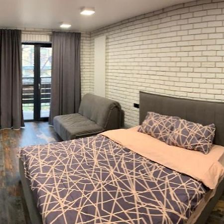 Apartamento Уютная Квартира Возле Метро 23 Августа Jarkov Exterior foto