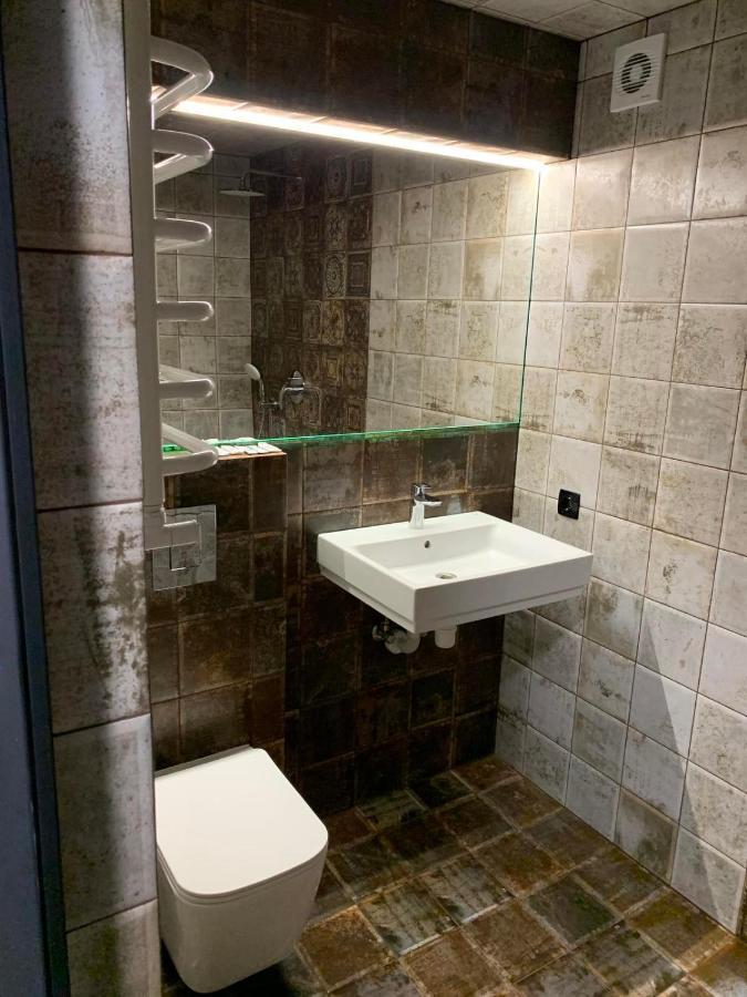 Apartamento Уютная Квартира Возле Метро 23 Августа Jarkov Exterior foto